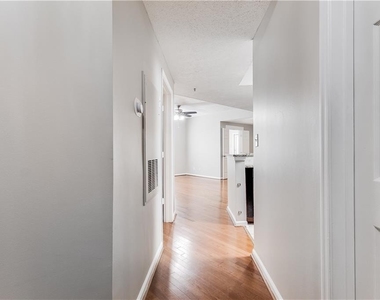 1250 Parkwood Circle Se - Photo Thumbnail 15