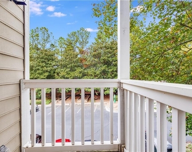 1250 Parkwood Circle Se - Photo Thumbnail 39