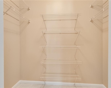 1250 Parkwood Circle Se - Photo Thumbnail 27