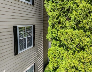 1250 Parkwood Circle Se - Photo Thumbnail 46