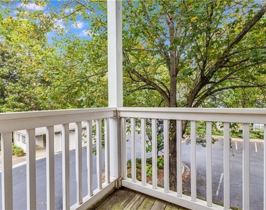 1250 Parkwood Circle Se - Photo Thumbnail 40