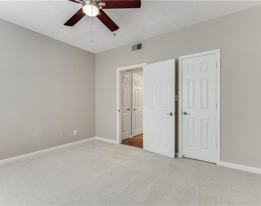 1250 Parkwood Circle Se - Photo Thumbnail 36