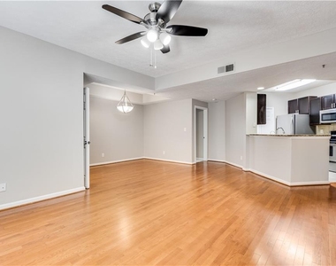 1250 Parkwood Circle Se - Photo Thumbnail 19