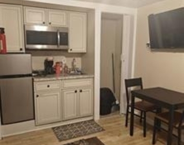 3760 Cedar Hurst Way - Photo Thumbnail 14