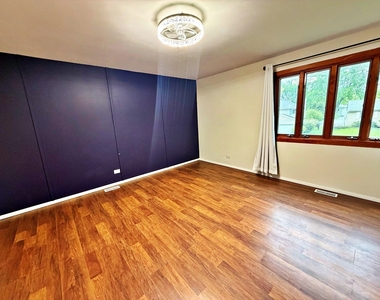 800 W Beechtree Lane - Photo Thumbnail 14