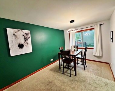 800 W Beechtree Lane - Photo Thumbnail 4