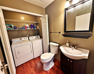 800 W Beechtree Lane - Photo Thumbnail 12