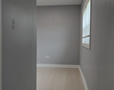 1344 W 98th Place - Photo Thumbnail 14