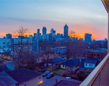 525 Parkway Drive Ne - Photo Thumbnail 24