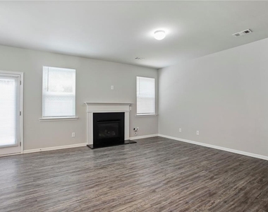 212 Ridge Valley Dr - Photo Thumbnail 12