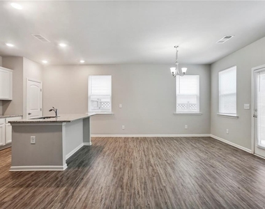 212 Ridge Valley Dr - Photo Thumbnail 5