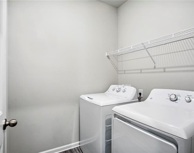 212 Ridge Valley Dr - Photo Thumbnail 25