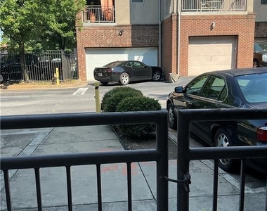 238 Walker Street Sw - Photo Thumbnail 28