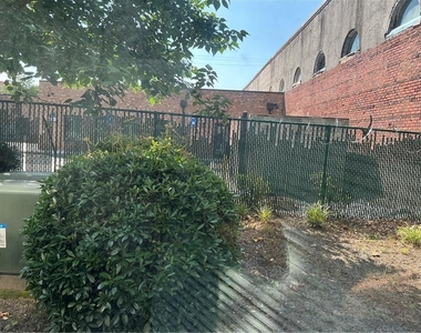 238 Walker Street Sw - Photo Thumbnail 19