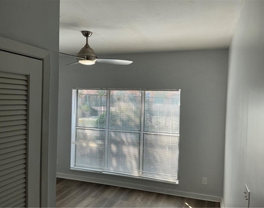 238 Walker Street Sw - Photo Thumbnail 15