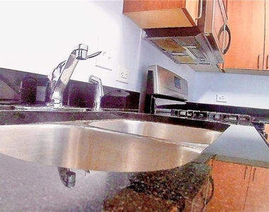 238 Walker Street Sw - Photo Thumbnail 6