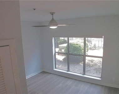 238 Walker Street Sw - Photo Thumbnail 17