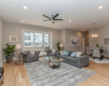 650 N Morgan Street - Photo Thumbnail 2