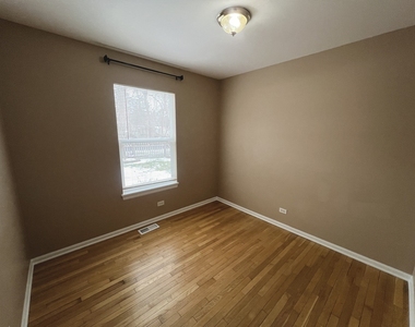 2610 S Elmkirk Park - Photo Thumbnail 8