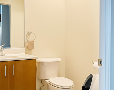 737 W Washington Boulevard - Photo Thumbnail 17