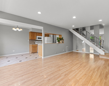 146 Inverrary Lane - Photo Thumbnail 4