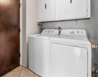 146 Inverrary Lane - Photo Thumbnail 15