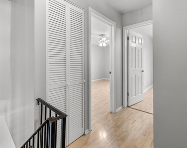 146 Inverrary Lane - Photo Thumbnail 11