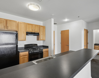 3622 S State Street - Photo Thumbnail 2