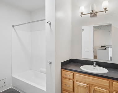 3622 S State Street - Photo Thumbnail 10