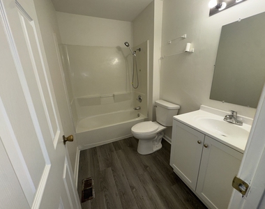 10g Fernwood Drive - Photo Thumbnail 10