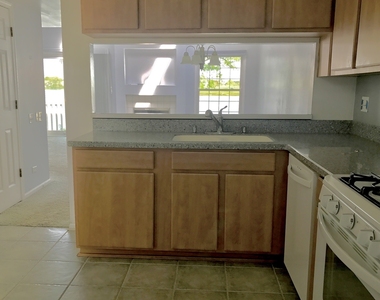 241 Shadybrook Lane - Photo Thumbnail 6