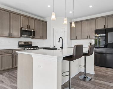 25451 Medinah Lane - Photo Thumbnail 7