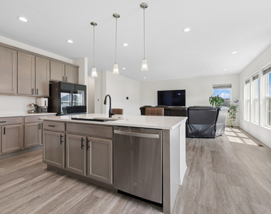 25451 Medinah Lane - Photo Thumbnail 6