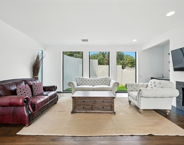 2019 Mcclendon Street - Photo Thumbnail 5