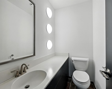 2019 Mcclendon Street - Photo Thumbnail 16