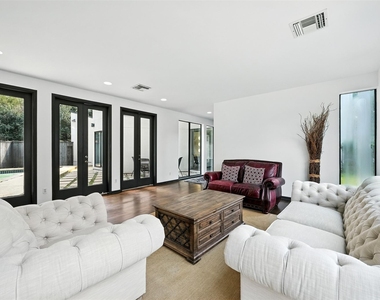 2019 Mcclendon Street - Photo Thumbnail 6