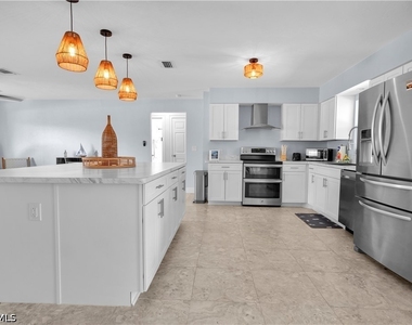 2317 El Dorado Parkway W - Photo Thumbnail 5