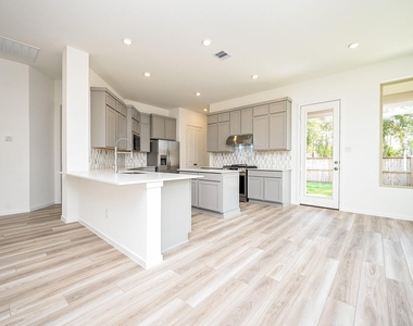 8278 Boundary Waters Drive - Photo Thumbnail 7