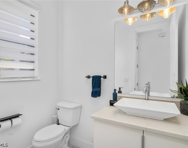 3016 Van Buren Avenue - Photo Thumbnail 12