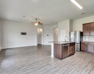 8216 Tourmaline Way - Photo Thumbnail 18