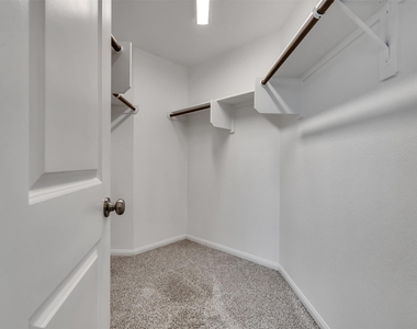 8216 Tourmaline Way - Photo Thumbnail 23