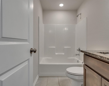 8216 Tourmaline Way - Photo Thumbnail 18