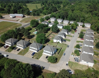 1502b Creekside Lane - Photo Thumbnail 5