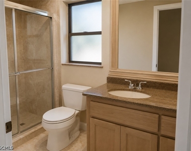 4479 Lakewood Boulevard - Photo Thumbnail 12