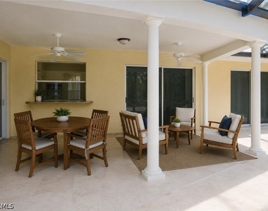 4479 Lakewood Boulevard - Photo Thumbnail 13