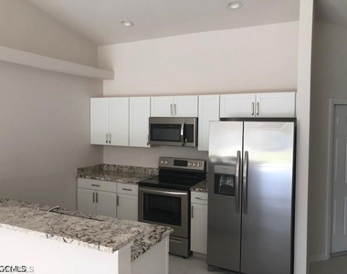 507 Se 5th Street - Photo Thumbnail 1