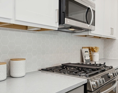 1307 Beachton Street - Photo Thumbnail 8