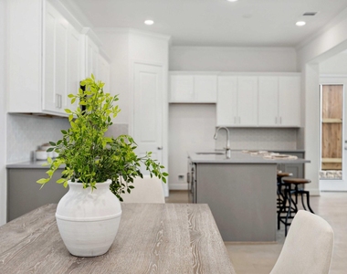 1307 Beachton Street - Photo Thumbnail 11