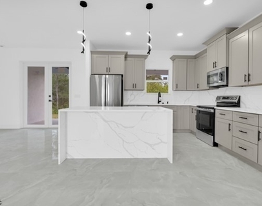3005 52nd Street W - Photo Thumbnail 32