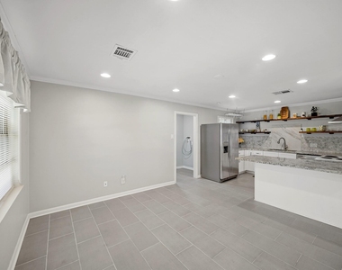 9514 Vilven Lane - Photo Thumbnail 9